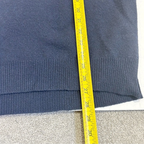 Thane 100% Cashmere V Neck Sweater Vintage Size Large XL Navy Blue Ribbed Hems - Picture 9 of 12